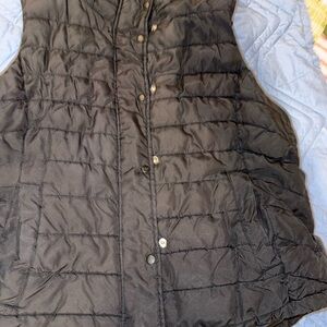 GAP Charcoal Quilted Vest